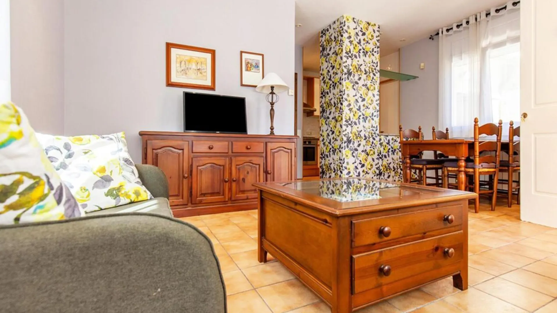 Maravillosa Villa Cerca De La Playa De Sant Pere Pescador 0*,